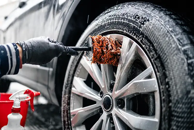 TLC Auto Detailing - exterior services, tire and wheel care - Decatur, IL